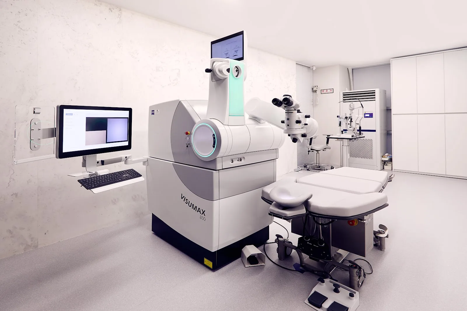 VISUMAX 800 at SNU Eye Clinic